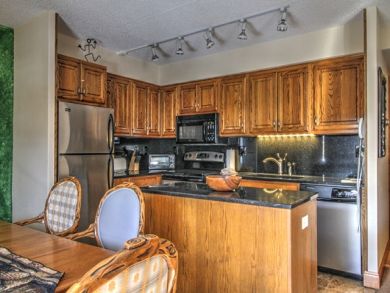 Vail rental condo close to Gondola Vail rental condo close to Gondola